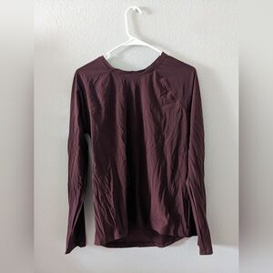 Athleta ultimate train long sleeve top